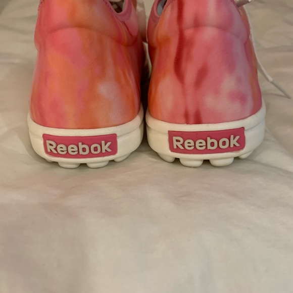 Brand New Reebok Shoes - Picture 3 of 3